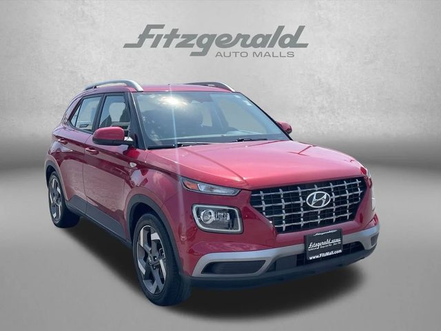 2023 Hyundai Venue Limited FWD photo