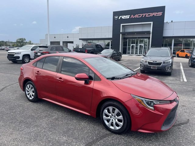 2021 Toyota Corolla LE FWD photo