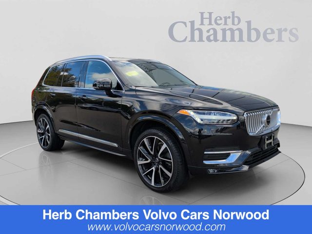 2023 Volvo XC90 Plus AWD photo