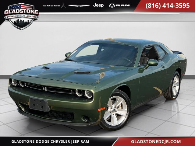 2023 Dodge Challenger SXT RWD photo
