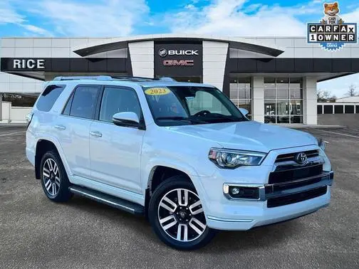 2023 Toyota 4Runner Limited 4WD photo