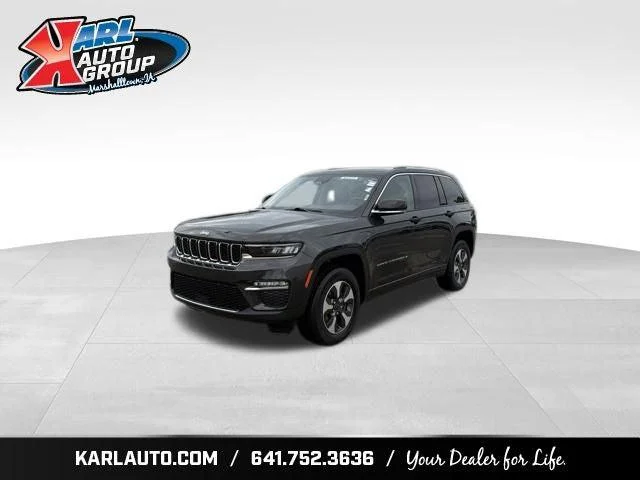 2023 Jeep Grand Cherokee 4WD photo