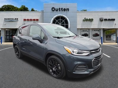 2022 Chevrolet Trax LT FWD photo