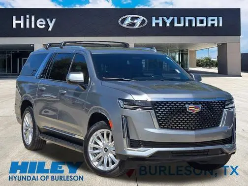 2023 Cadillac Escalade ESV RWD Luxury RWD photo