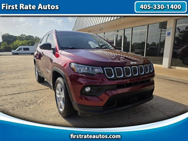 2022 Jeep Compass Latitude 4WD photo
