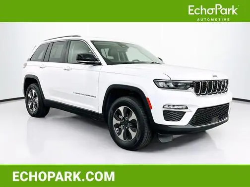 2022 Jeep Grand Cherokee 4WD photo