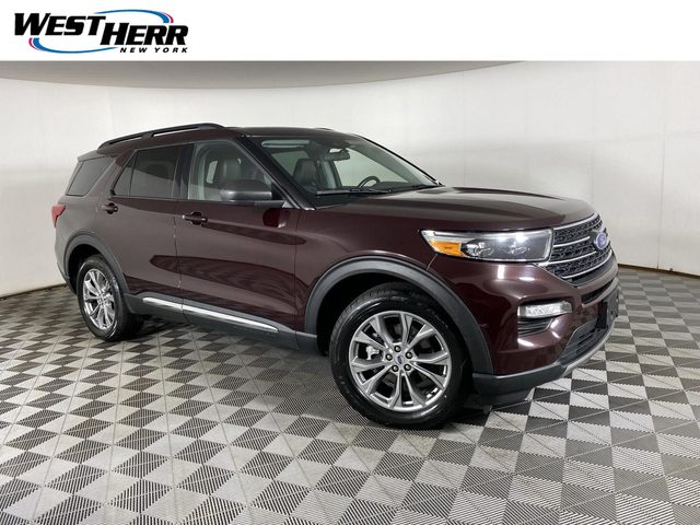 2023 Ford Explorer XLT 4WD photo