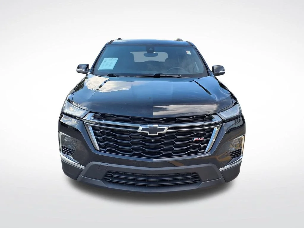 2023 Chevrolet Traverse RS FWD photo