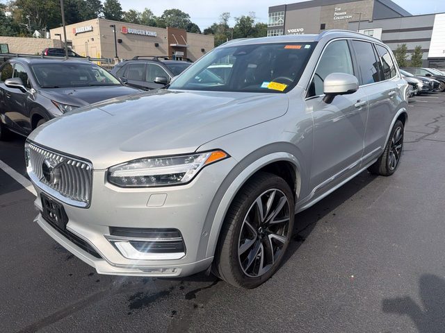 2023 Volvo XC90 Plus AWD photo