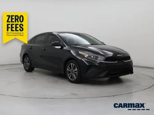 2023 Kia Forte LXS FWD photo