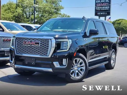 2021 GMC Yukon XL Denali 4WD photo