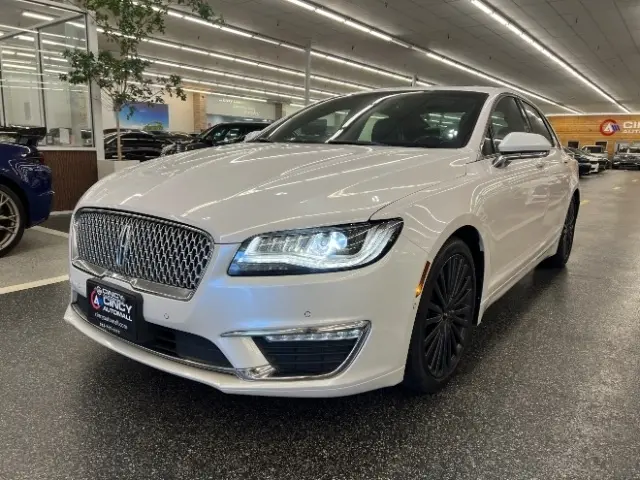 2018 Lincoln MKZ Hybrid Reserve FWD photo