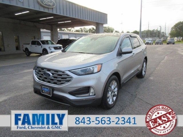 2022 Ford Edge Titanium AWD photo