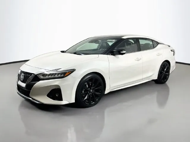 2020 Nissan Maxima SR FWD photo