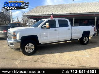2016 Chevrolet Silverado 2500HD LT 4WD photo