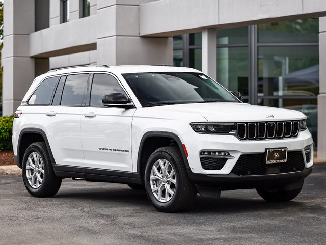 2023 Jeep Grand Cherokee Limited 4WD photo