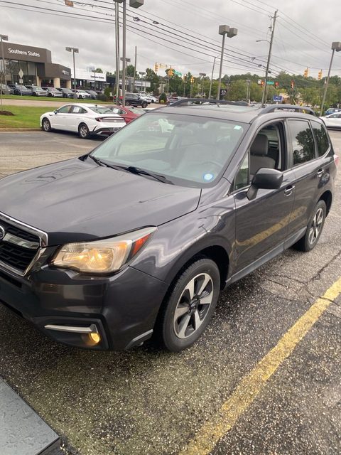 2017 Subaru Forester Premium AWD photo