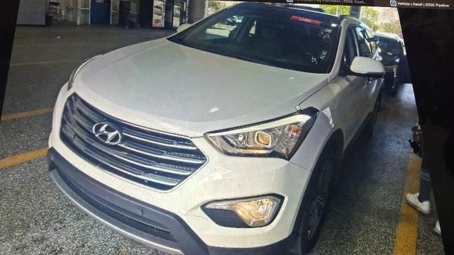 2015 Hyundai Santa Fe GLS AWD photo