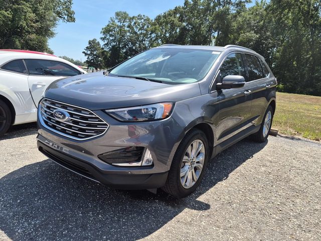 2022 Ford Edge Titanium AWD photo