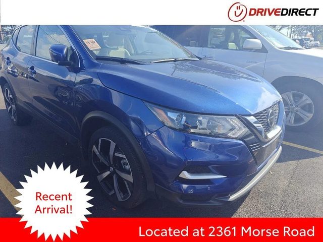 2022 Nissan Rogue Sport SL AWD photo