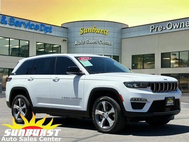 2023 Jeep Grand Cherokee  4WD photo
