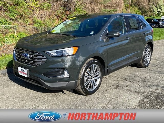 2023 Ford Edge Titanium AWD photo