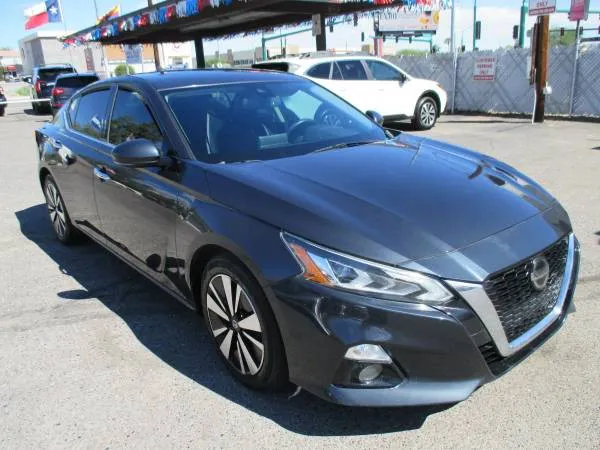 2019 Nissan Altima 2.5 SV FWD photo