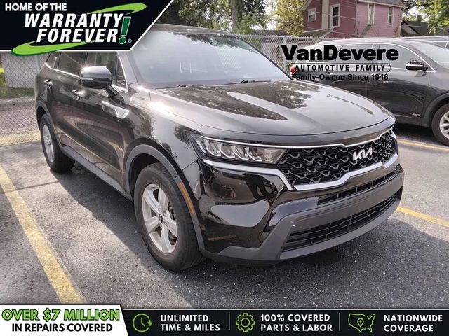2023 Kia Sorento LX FWD photo
