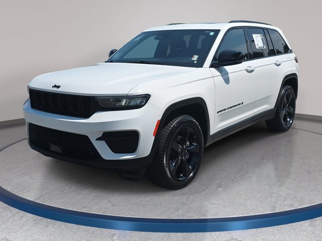 2023 Jeep Grand Cherokee Altitude 4WD photo