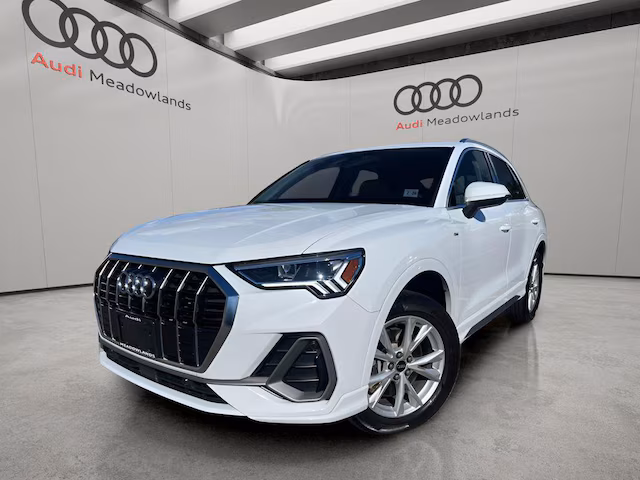 2023 Audi Q3 S line Premium AWD photo