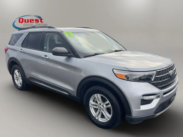 2023 Ford Explorer XLT 4WD photo
