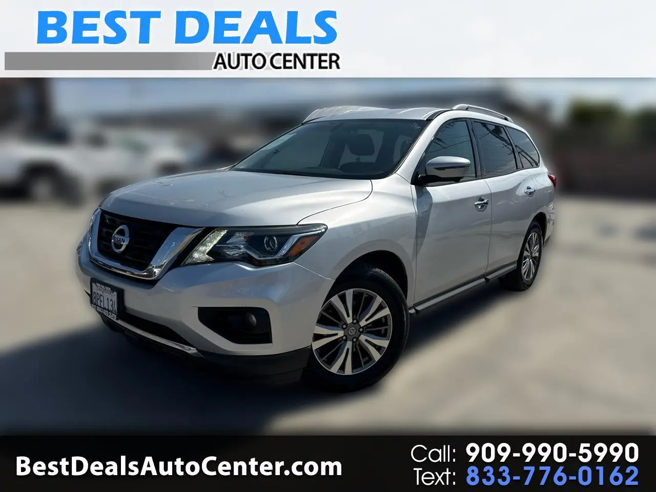 2020 Nissan Pathfinder SL FWD photo