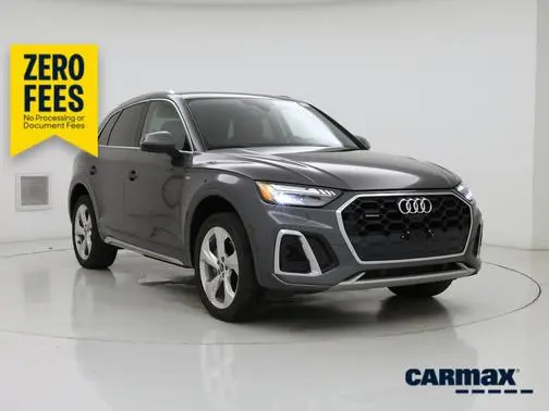 2023 Audi Q5 S line Prestige AWD photo
