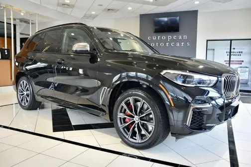 2023 BMW X5 M50i AWD photo