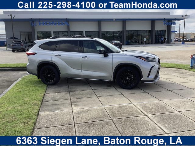 2023 Toyota Highlander XSE FWD photo
