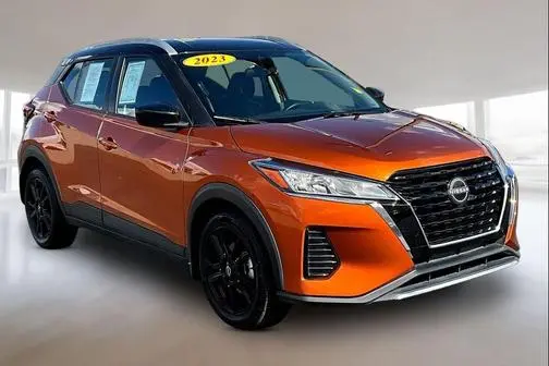 2023 Nissan Kicks SV FWD photo