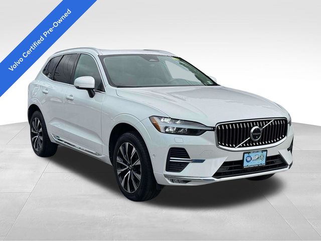 2023 Volvo XC60 Plus Bright Theme AWD photo