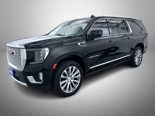 2022 GMC Yukon XL Denali 4WD photo