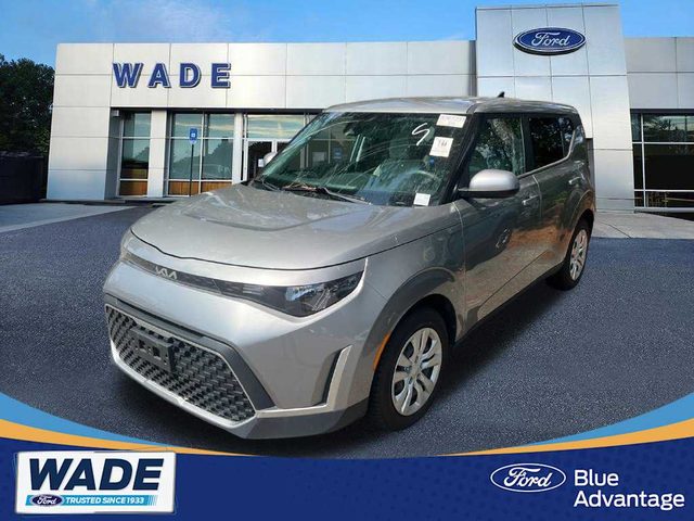 2023 Kia Soul LX FWD photo