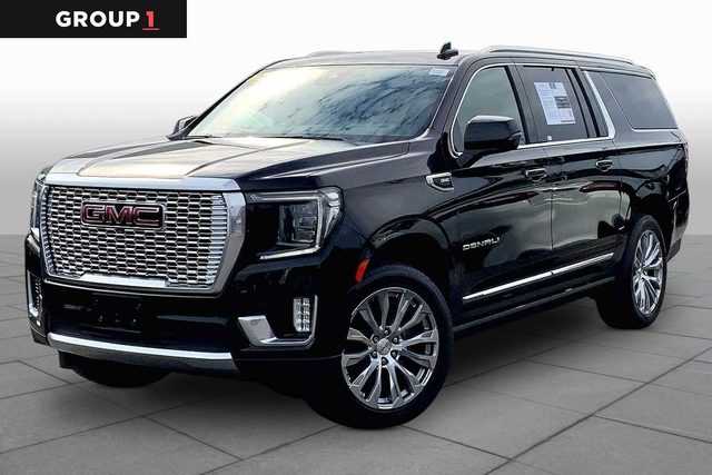 2023 GMC Yukon XL Denali 4WD photo