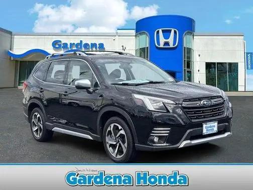 2023 Subaru Forester Touring AWD photo