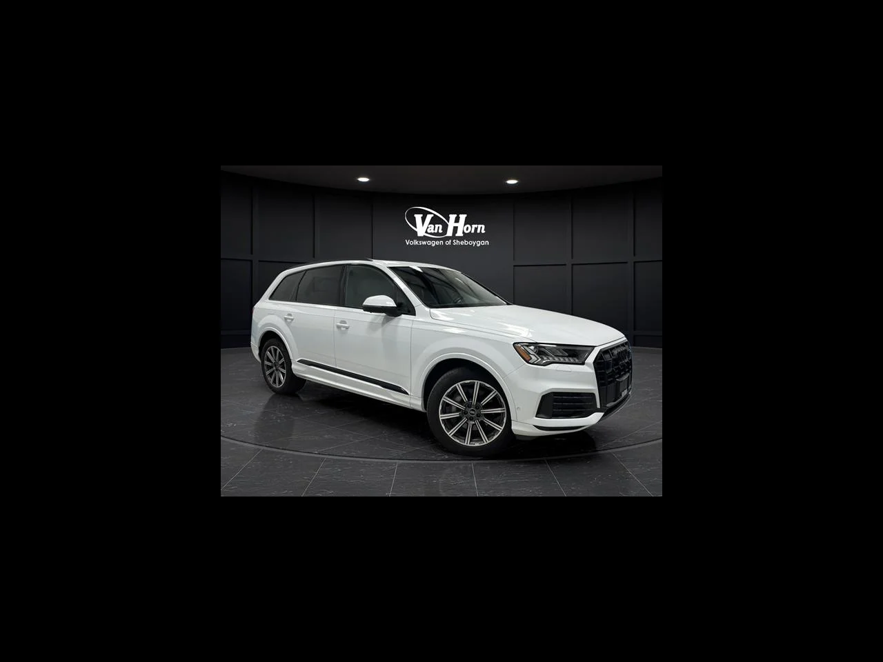 2023 Audi Q7 Premium Plus AWD photo