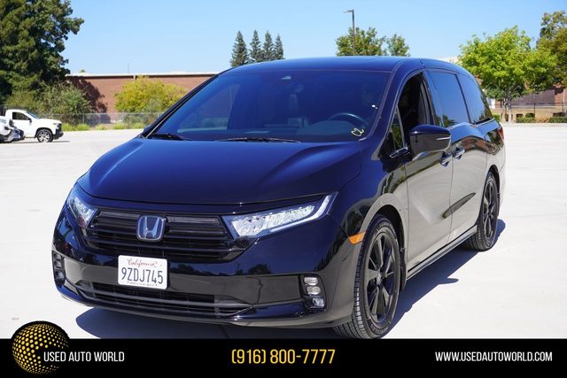 2023 Honda Odyssey Sport FWD photo