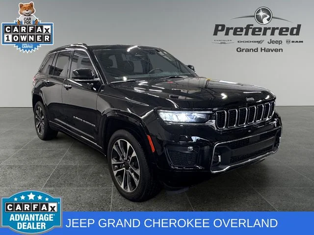 2023 Jeep Grand Cherokee Overland 4WD photo