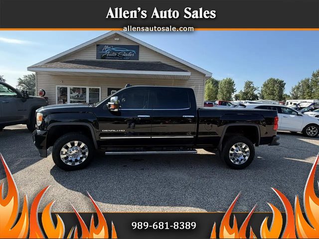 2015 GMC Sierra 2500HD Denali 4WD photo
