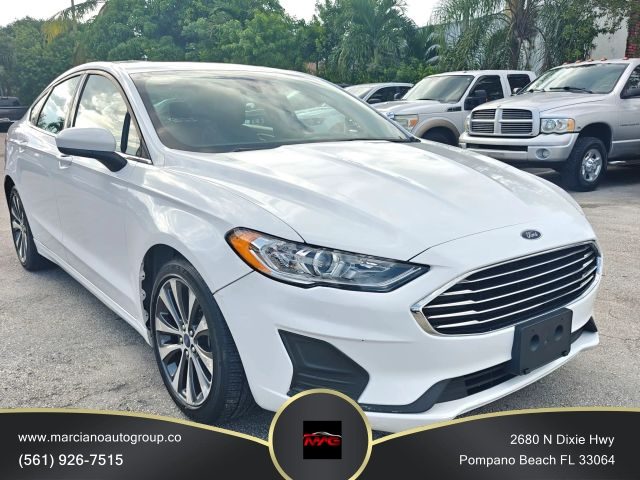2020 Ford Fusion SE AWD photo