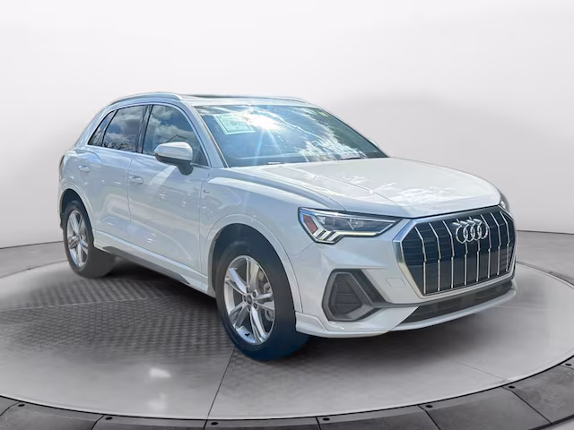 2023 Audi Q3 S line Premium Plus AWD photo