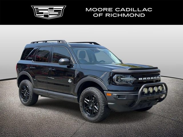 2023 Ford Bronco Sport Outer Banks 4WD photo