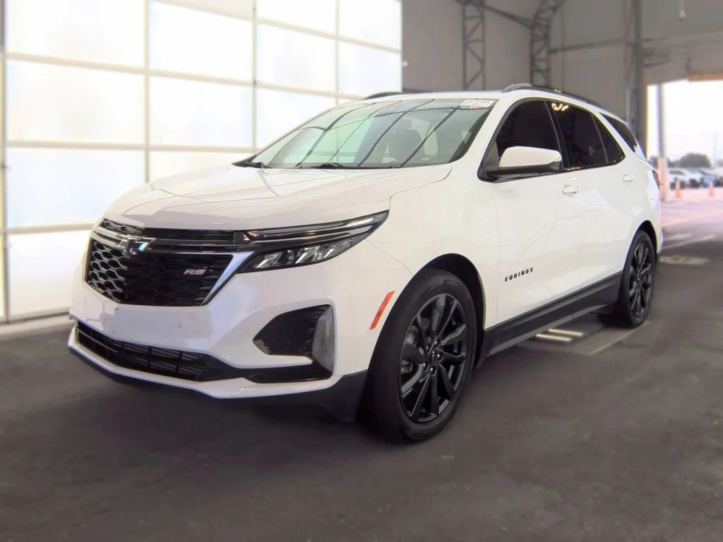 2023 Chevrolet Equinox RS FWD photo