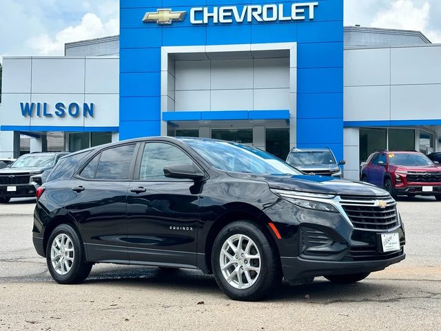2023 Chevrolet Equinox LS FWD photo